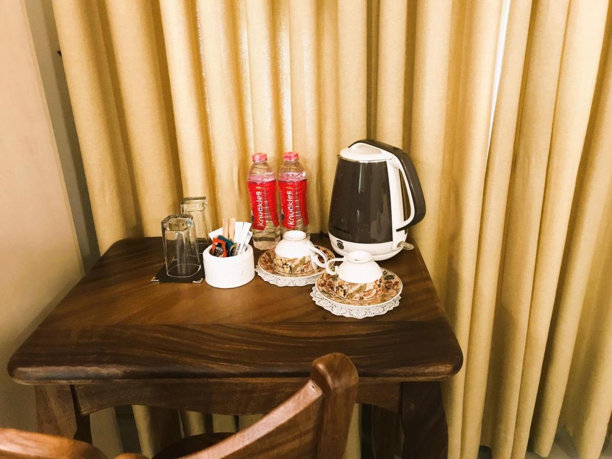 Ceylon Kingsmen Garden Hotel - Katunayake Negombo Ngoại thất bức ảnh